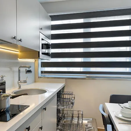 Mel House Lara Apartman *