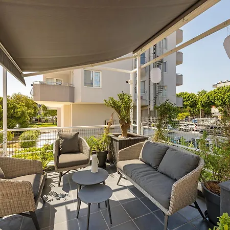 Mel House Lara * Antália