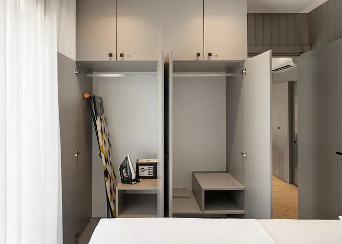 Mel House Lara アパート