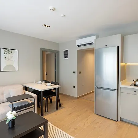 Apartament Mel House Lara