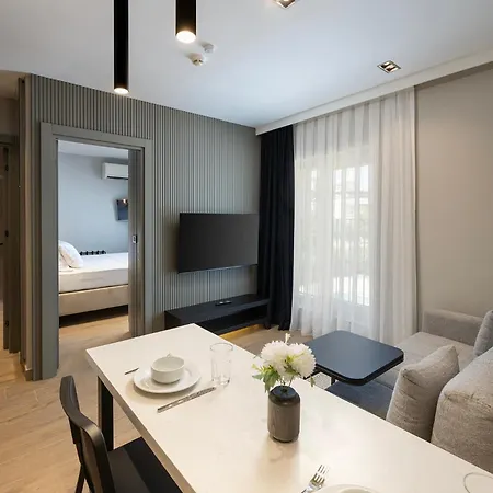 Apartament Mel House Lara